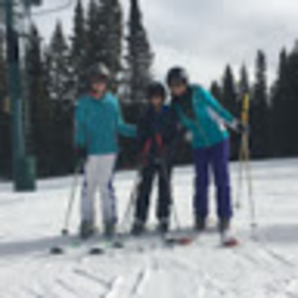 Meet your Posher, Eunice - Picture 1 of 1